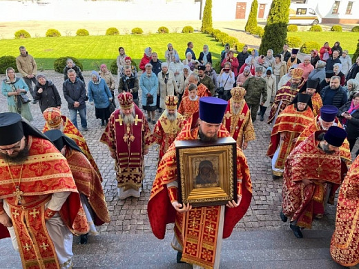 В Иваново привезли Икону Казанской Божией Матери